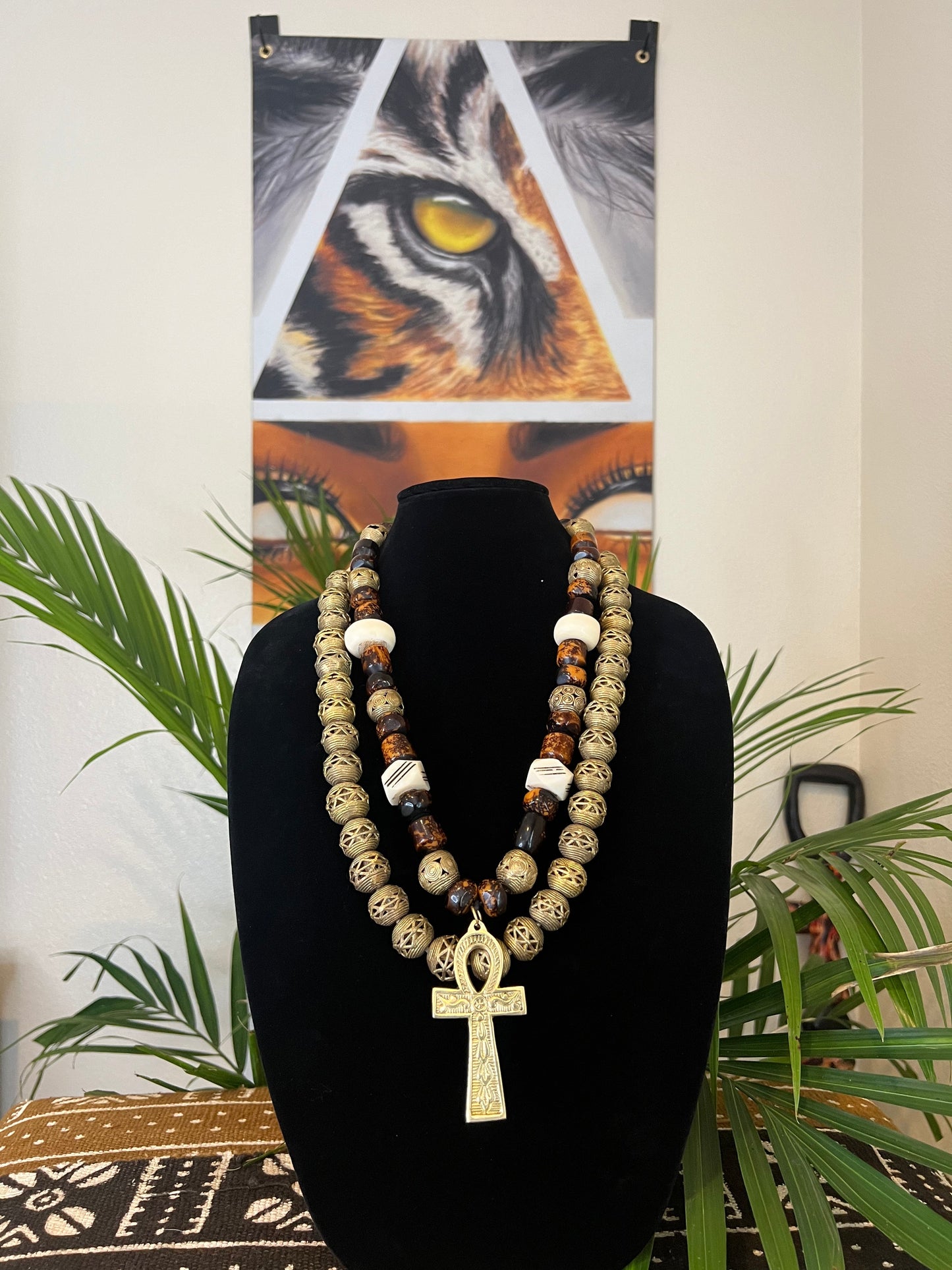 Eternal Strength Necklace Set